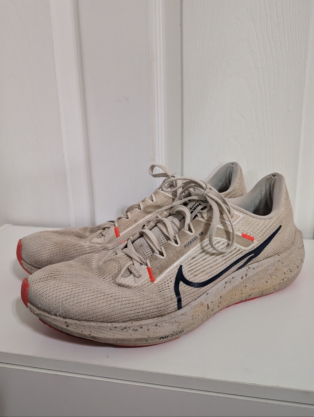 Nike Mens Air Zoon Pegasus 40 Sneakers Shoes Ivory Blue Running Size 11 DV3853